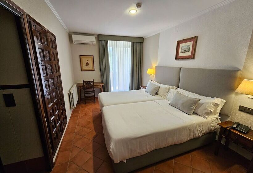 スタンダードルーム, Monasterio De Piedra