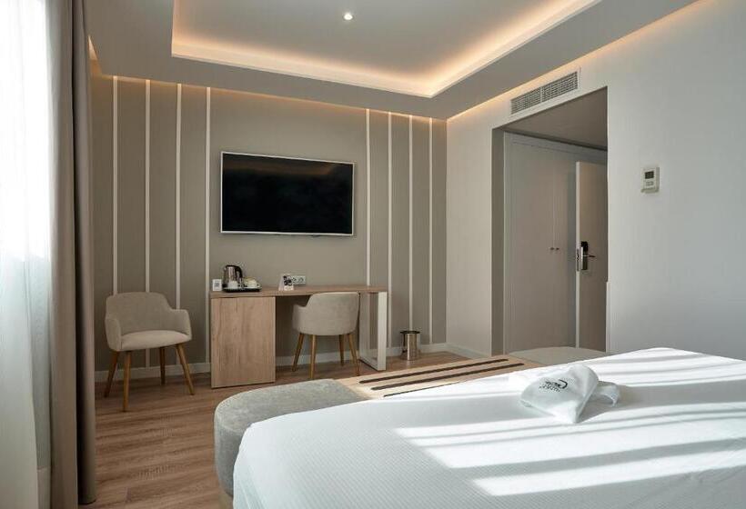 اتاق استاندارد, Monte Triana