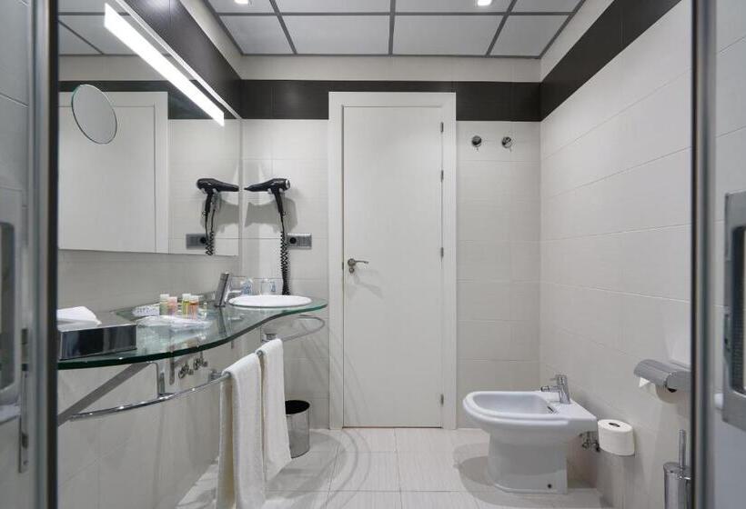 اتاق استاندارد, Monte Triana