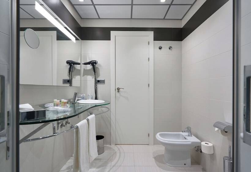 اتاق استاندارد, Monte Triana