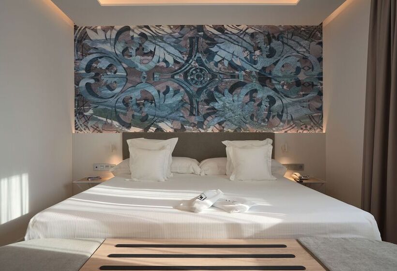 اتاق استاندارد, Monte Triana