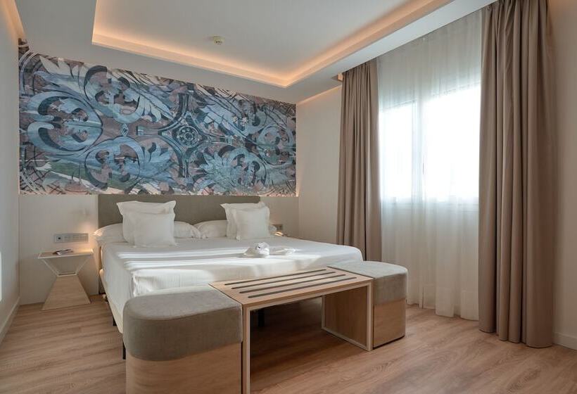 اتاق استاندارد, Monte Triana