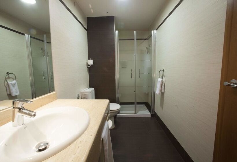 غرفة قياسية فردية, Mozarbez Salamanca