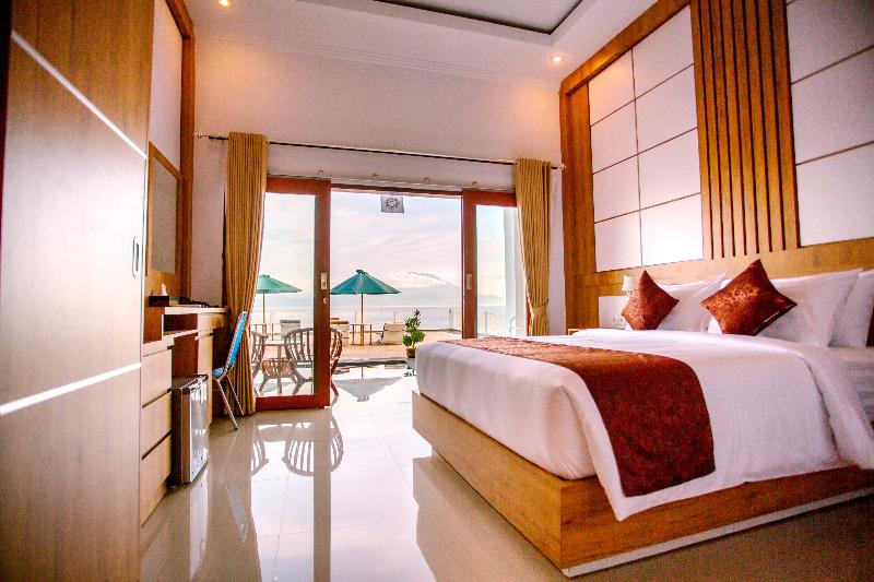 غرفة عائلية, Mozarbez Salamanca