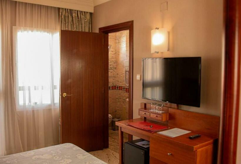 غرفة إقتصادية, Ms Amaragua