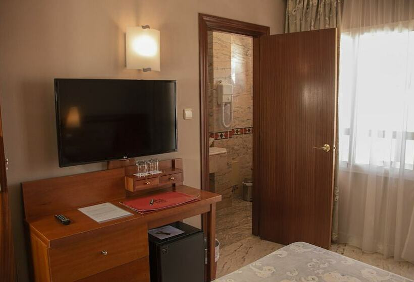 غرفة إقتصادية, Ms Amaragua