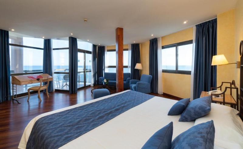 جناح ديلوكس, Ms Amaragua