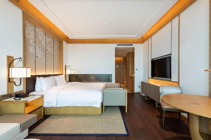 جناح, Ms Amaragua