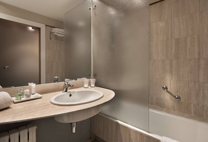 غرفة أساسية فردية, Ciudad de Valladolid