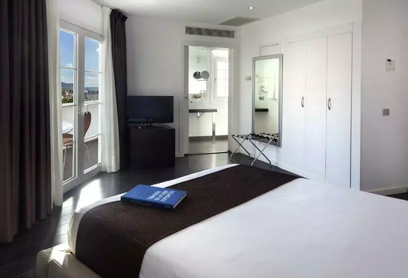 اتاق استاندارد با بالکن, Barceló Santa Cruz Contemporáneo