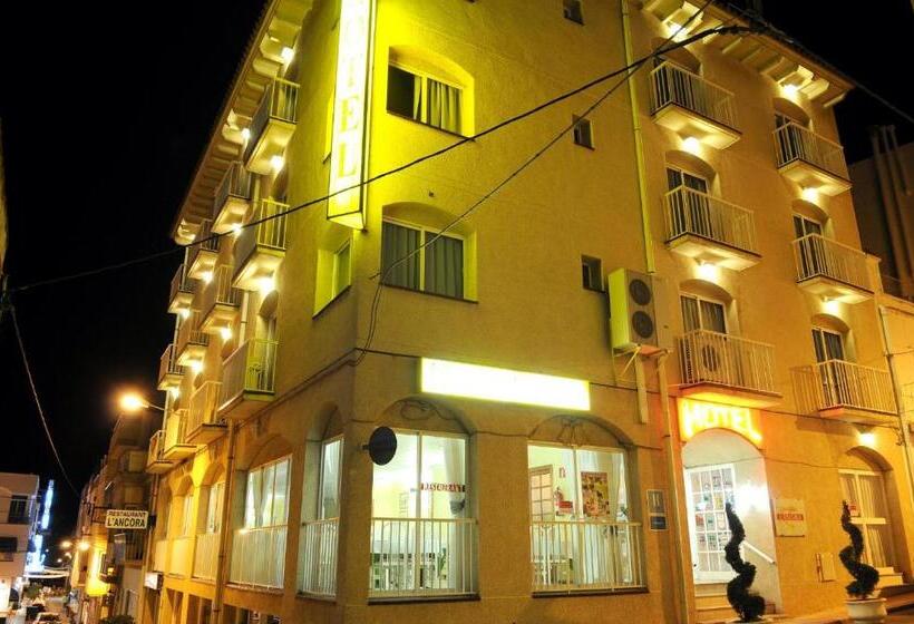4인용 스탠다드 룸, Plaça Vella