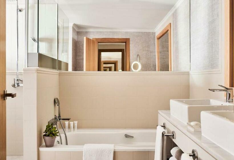 Полулюкс, Puente Romano Beach Resort