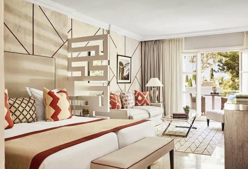 Полулюкс, Puente Romano Beach Resort