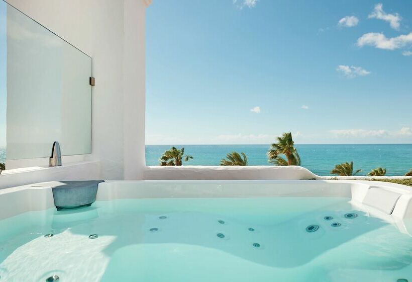 Люкс, Puente Romano Beach Resort