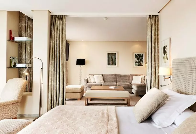 Suite met 2 Slaapkamers, Puente Romano Marbella