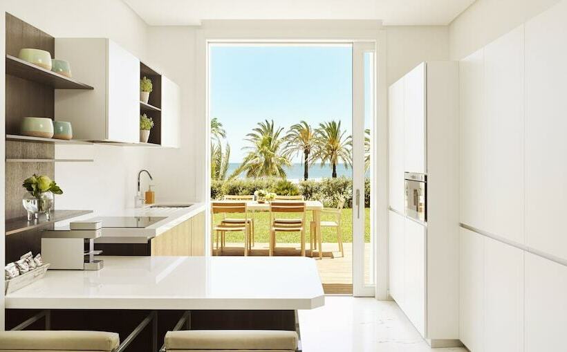 Вилла 4 Спальни, Puente Romano Beach Resort