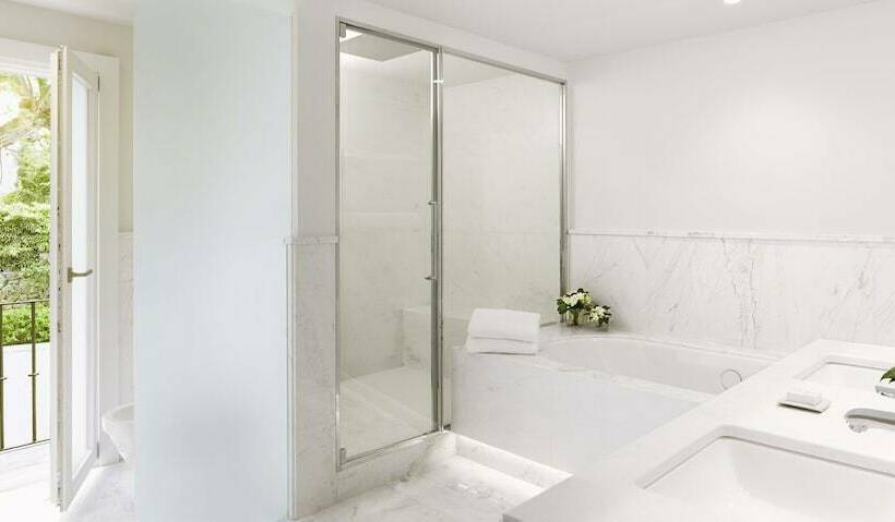 Вилла 4 Спальни, Puente Romano Beach Resort