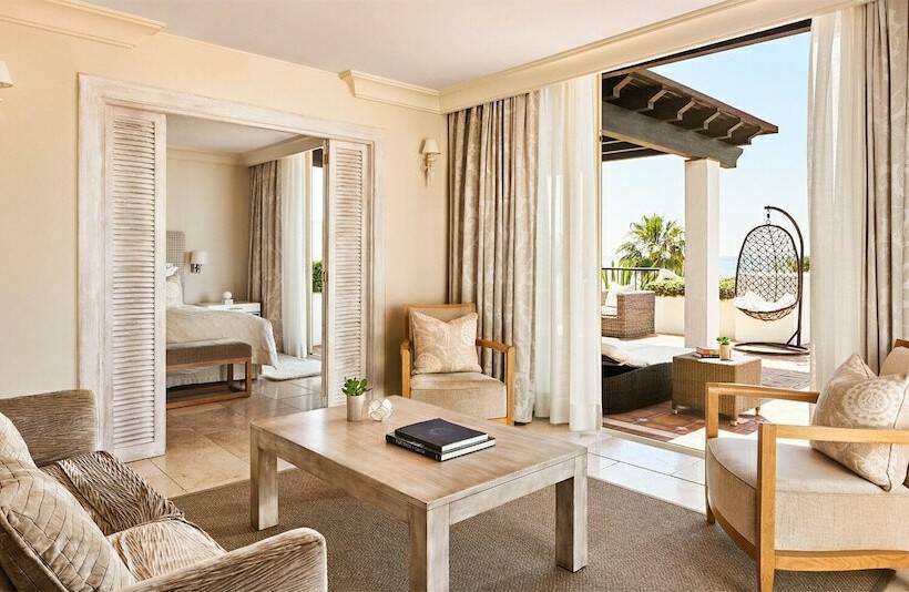 Королевский Люкс, Puente Romano Beach Resort