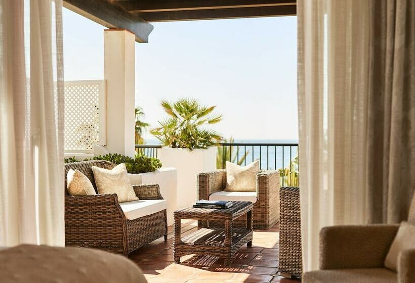 Королевский Люкс, Puente Romano Beach Resort