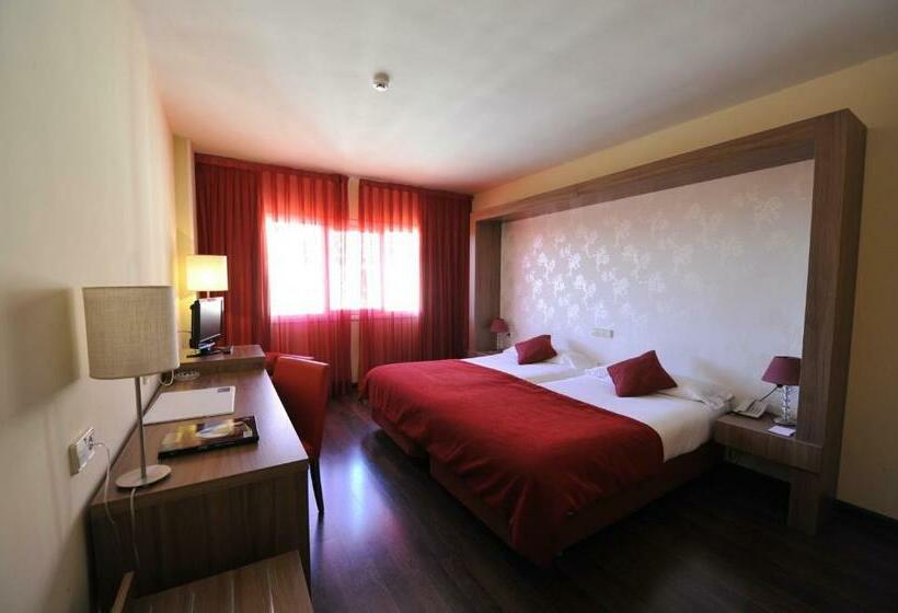 اتاق استاندارد, Puerta De Segovia