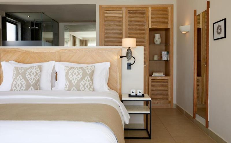 اتاق استاندارد, Puerta De Segovia