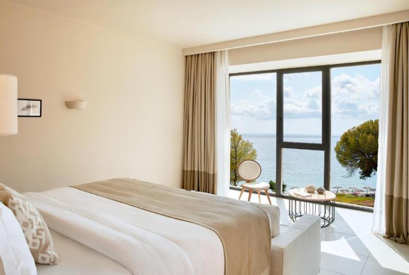 اتاق استاندارد, Puerta De Segovia