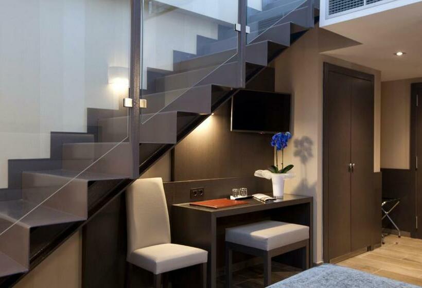 스탠다드 테라스 룸, Reina Cristina