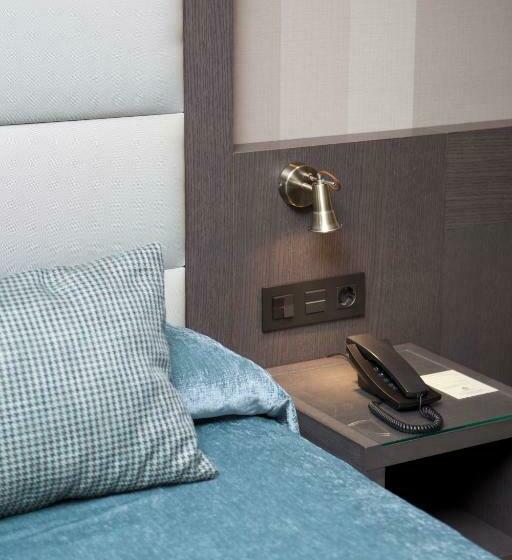 스탠다드 테라스 룸, Reina Cristina