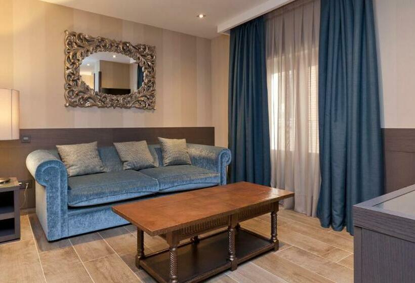 발코니가 있는 스위트, Reina Cristina