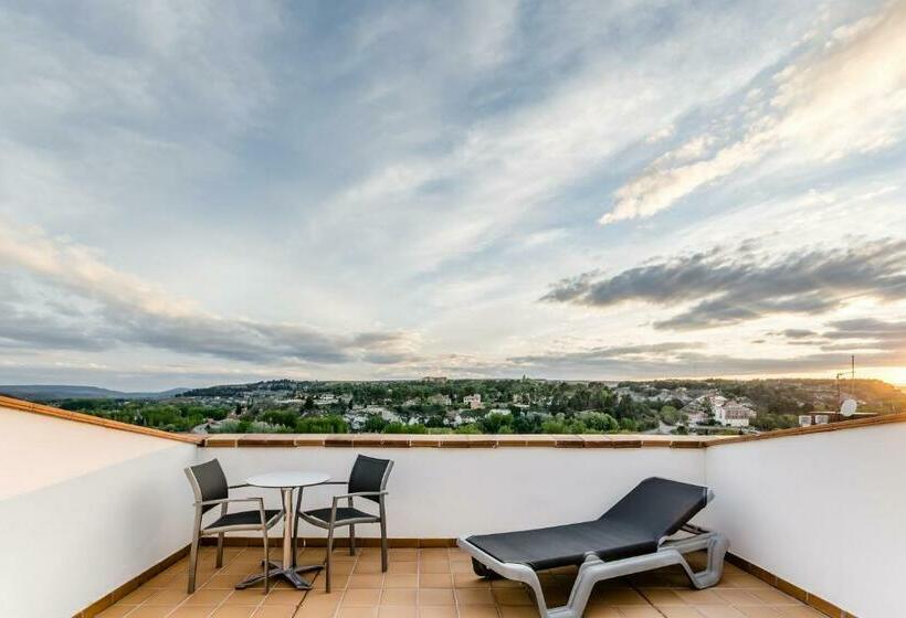 스탠다드 트리플 룸 테라스, Reina Cristina