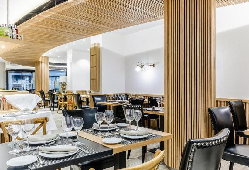 스탠다드 룸, Reina Cristina