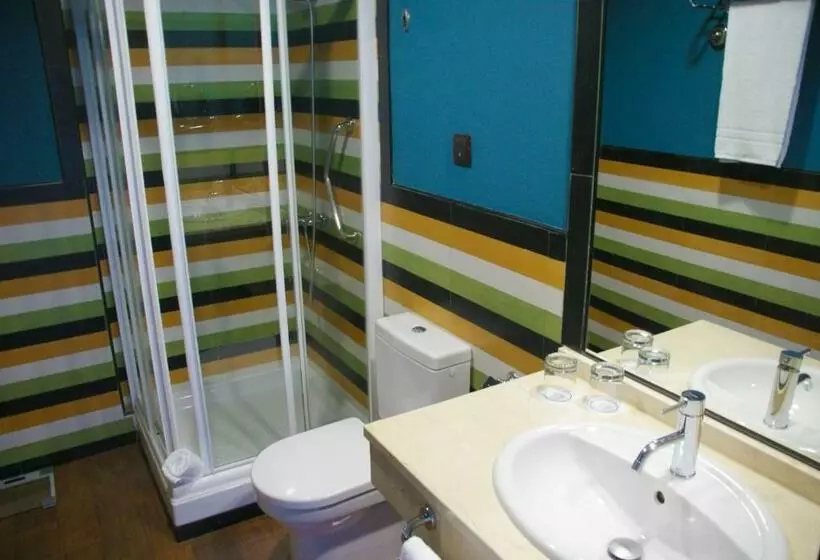 سوییت جونیور, Ritual Torremolinos - Adults Only