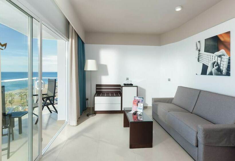 جناح جونيور مطلّ علي البحر, Hotel Riu Costa del Sol - All Inclusive