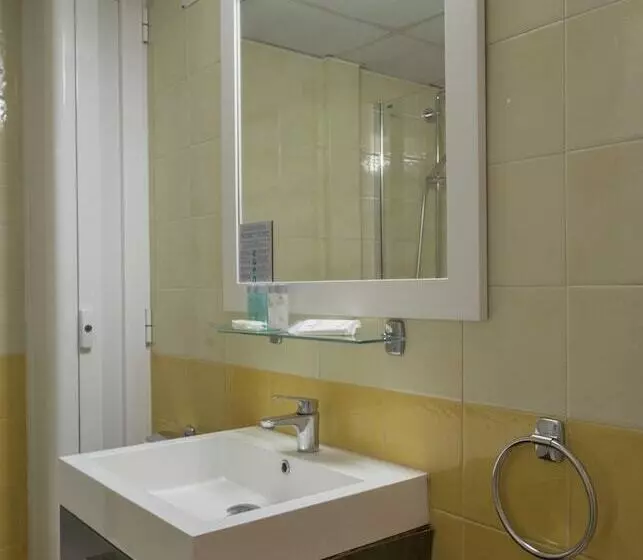 Standardzimmer mit Meerblick, Rosamar Maritim 4