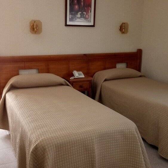 스탠다드 룸, Royal