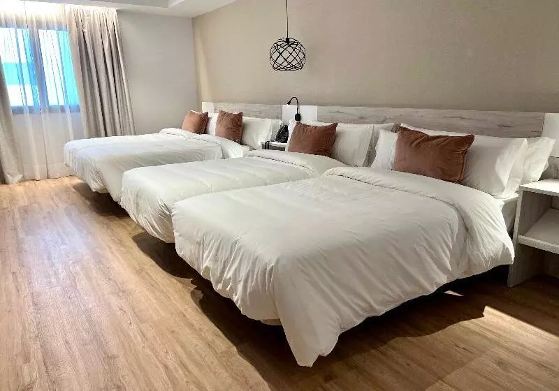 Family Room, Óbal Urban