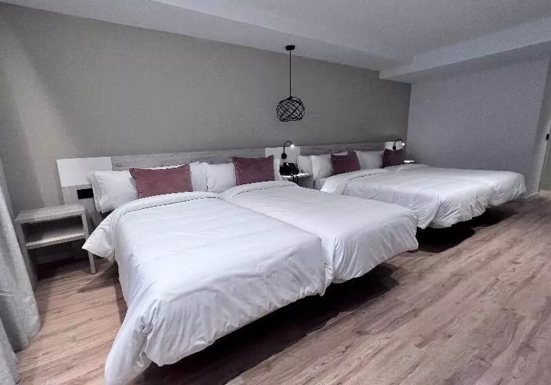 Family Room, Óbal Urban