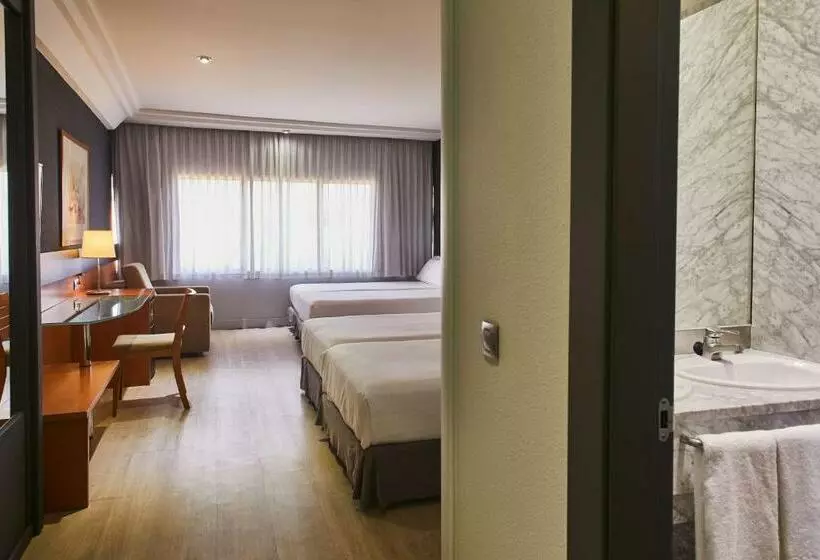 اتاق خانوادگی, Eurostars Al-Ándalus Palace