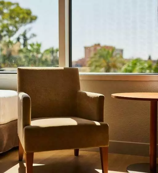 اتاق خانوادگی, Eurostars Al-Ándalus Palace