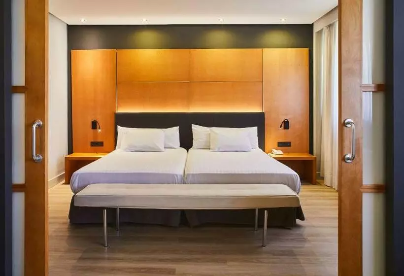 سوییت جونیور, Eurostars Al-Ándalus Palace