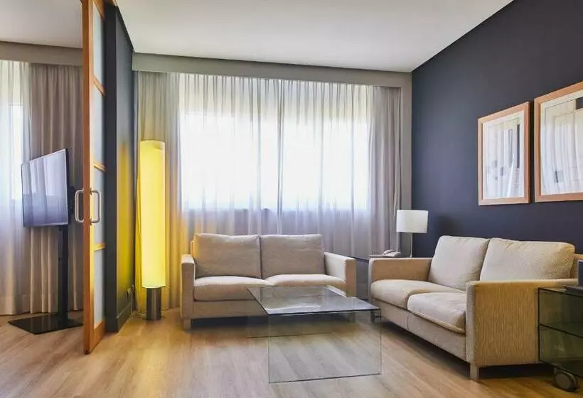سوییت جونیور, Eurostars Al-Ándalus Palace
