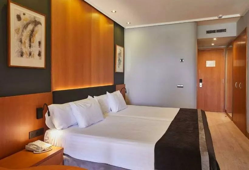اتاق استاندارد, Eurostars Al-Ándalus Palace