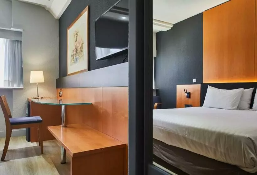 اتاق استاندارد, Eurostars Al-Ándalus Palace