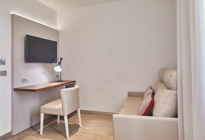 デラックスルーム, Silken Rona Dalba