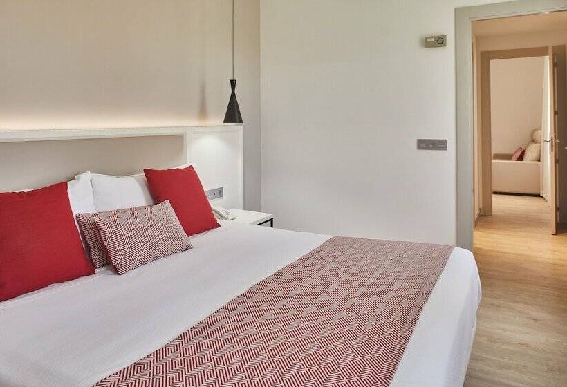 デラックストリプルルーム, Silken Rona Dalba