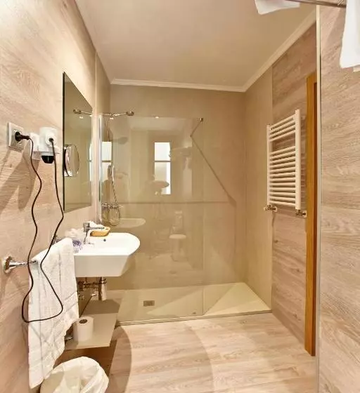 Standard-huone, Sirimiri