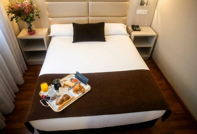 Номер Стандарт, B&b Hotel Zaragoza Royal