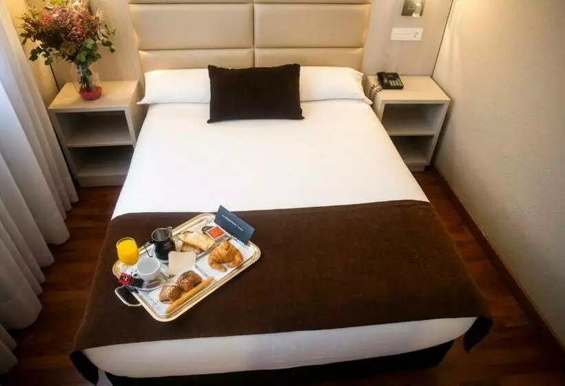 اتاق استاندارد, B&b Hotel Zaragoza Royal
