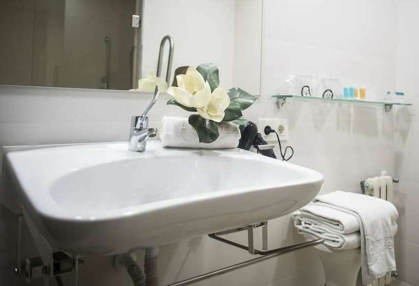 Номер Стандарт, B&b Hotel Zaragoza Royal