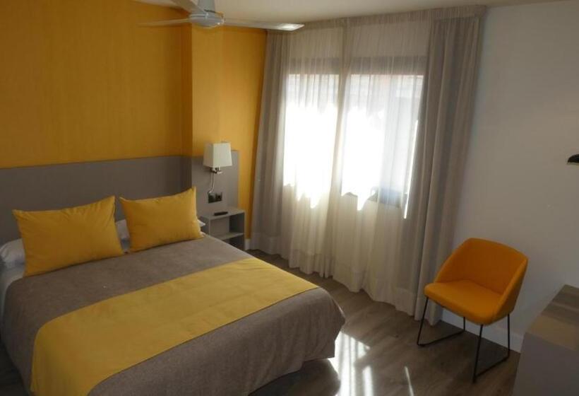 اتاق استاندارد, Zeus